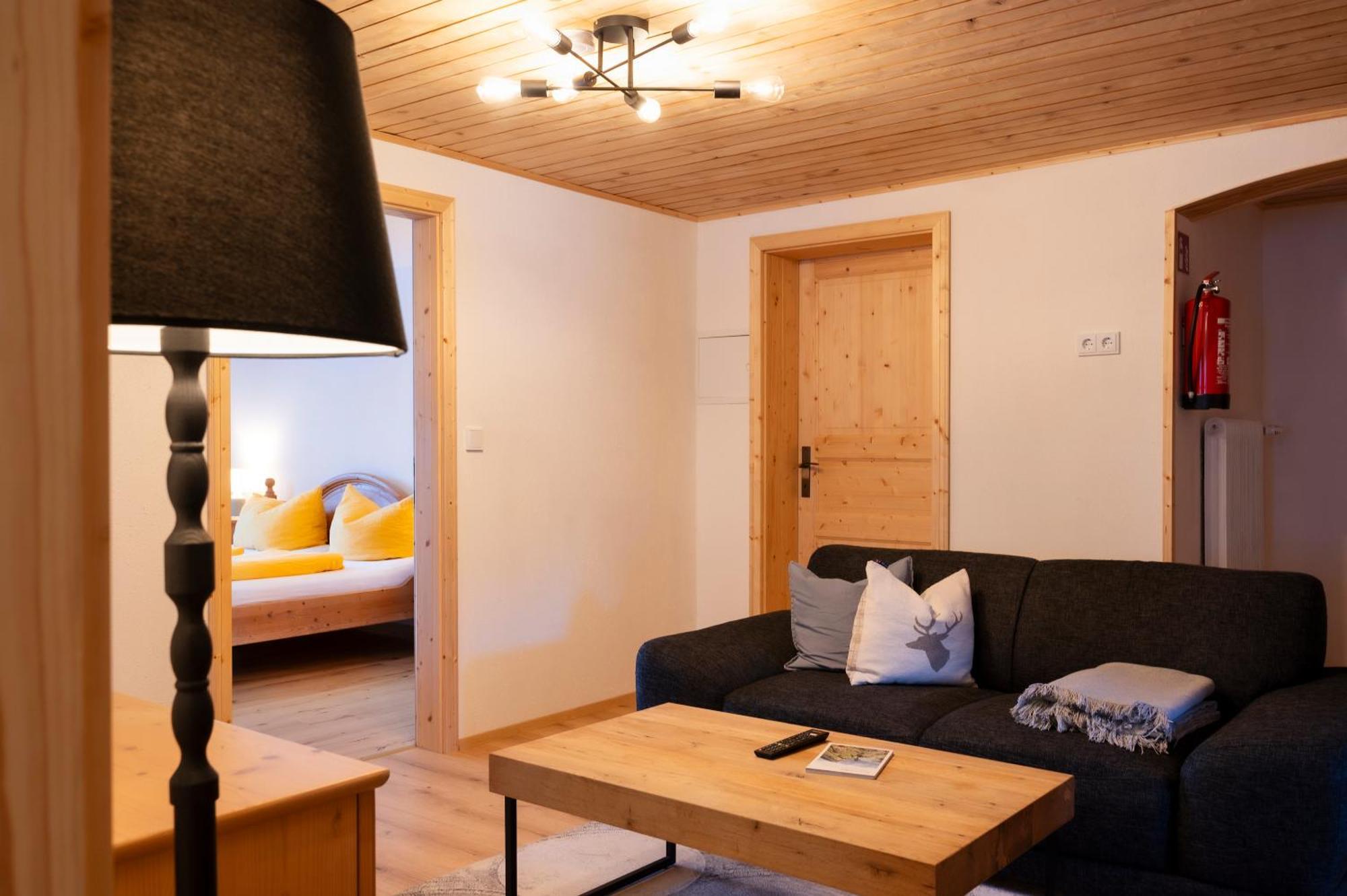 Ferienwohnung Haus Barbara Wald am Arlberg Exterior foto